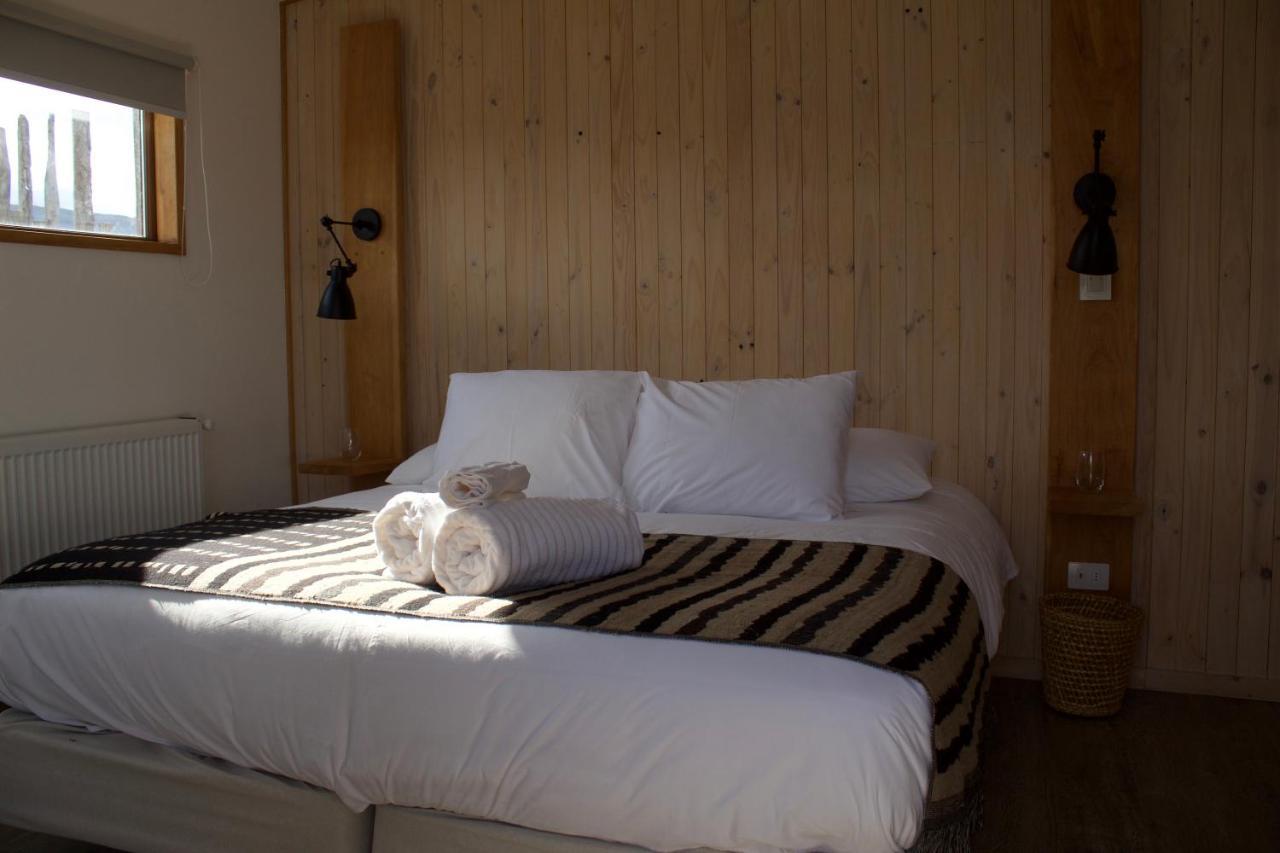 Aka Patagonia Hotel ปวยร์โตนาตาเลส ภายนอก รูปภาพ