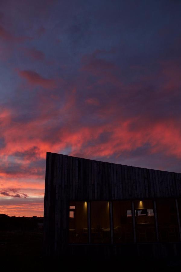 Aka Patagonia Hotel ปวยร์โตนาตาเลส ภายนอก รูปภาพ
