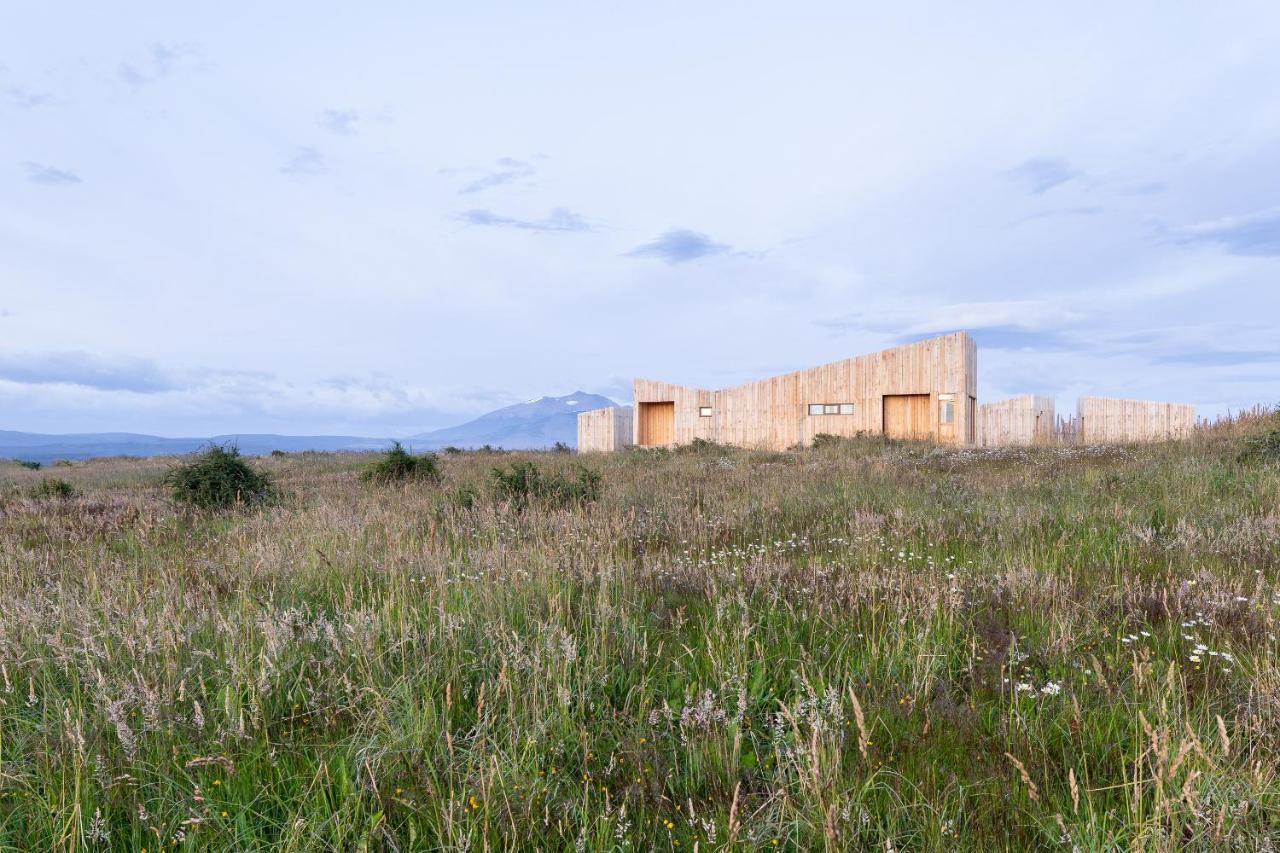 Aka Patagonia Hotel ปวยร์โตนาตาเลส ภายนอก รูปภาพ
